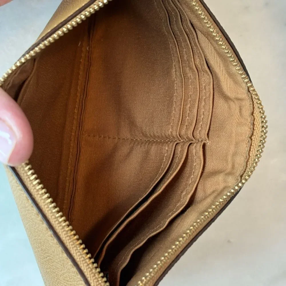 Coach Wristlet Bag Purse Leather Tan Designer Pouch Wallet